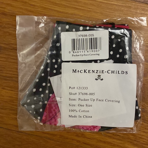 NWT MacKenzie Child Face mask - Picture 3 of 3